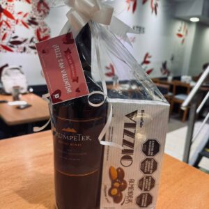 Vino Trumpeter + Estuche De Almedras